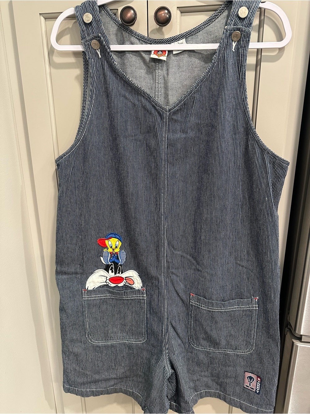 Vintage Looney Tunes women’s denim romper jumper shorts large Warner Bros
